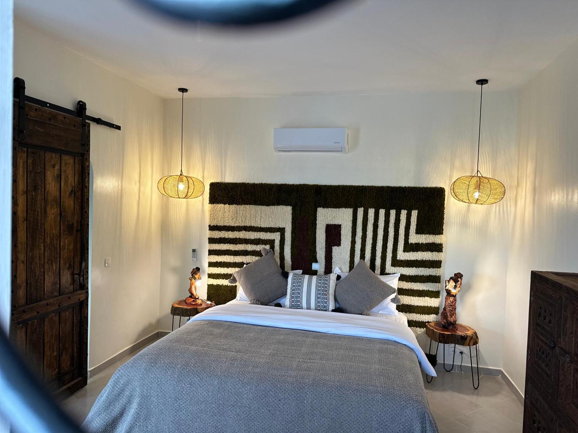 Kiola Villa ทากาเซาท์ ภายนอก รูปภาพ