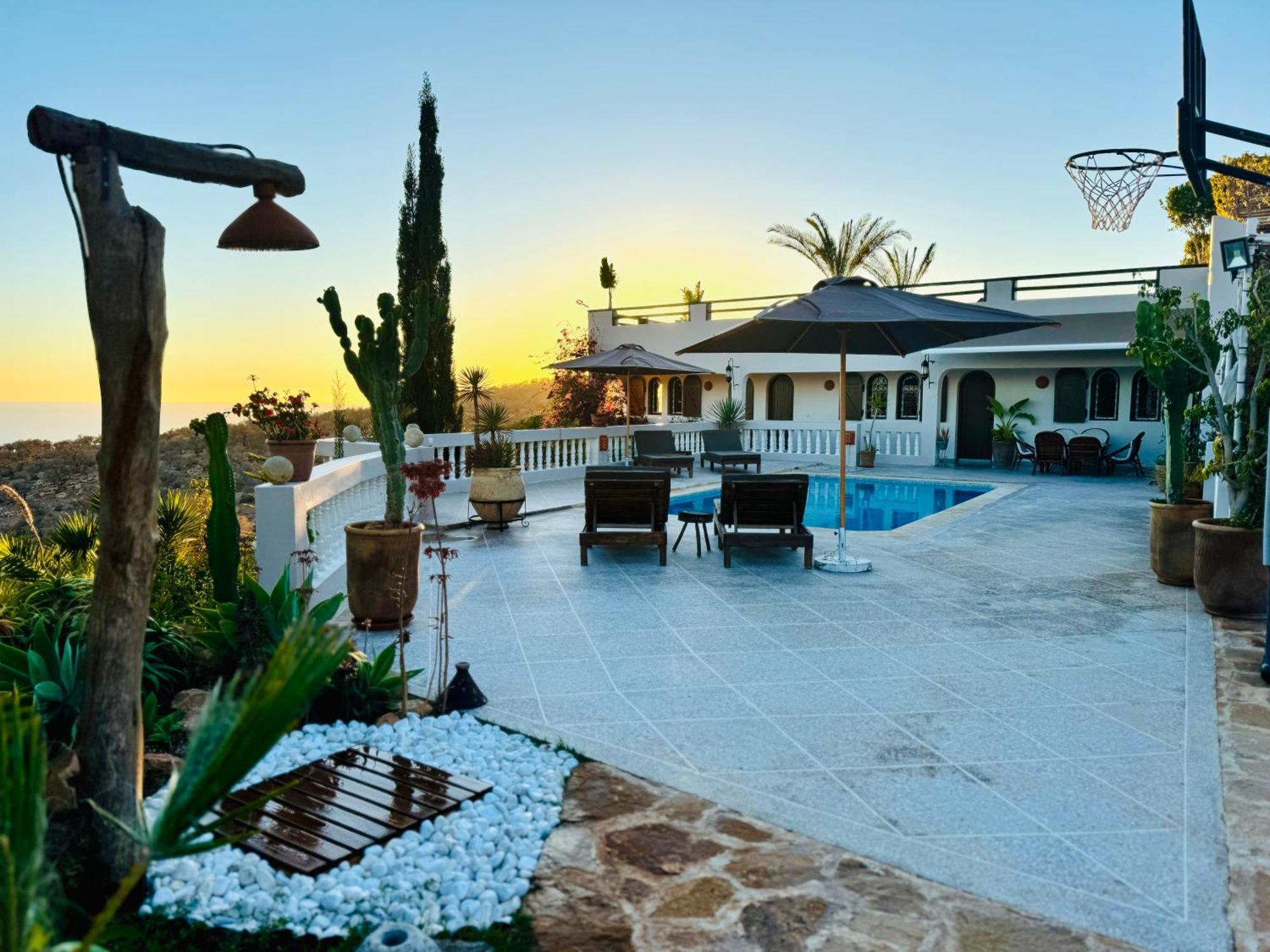 Kiola Villa ทากาเซาท์ ภายนอก รูปภาพ